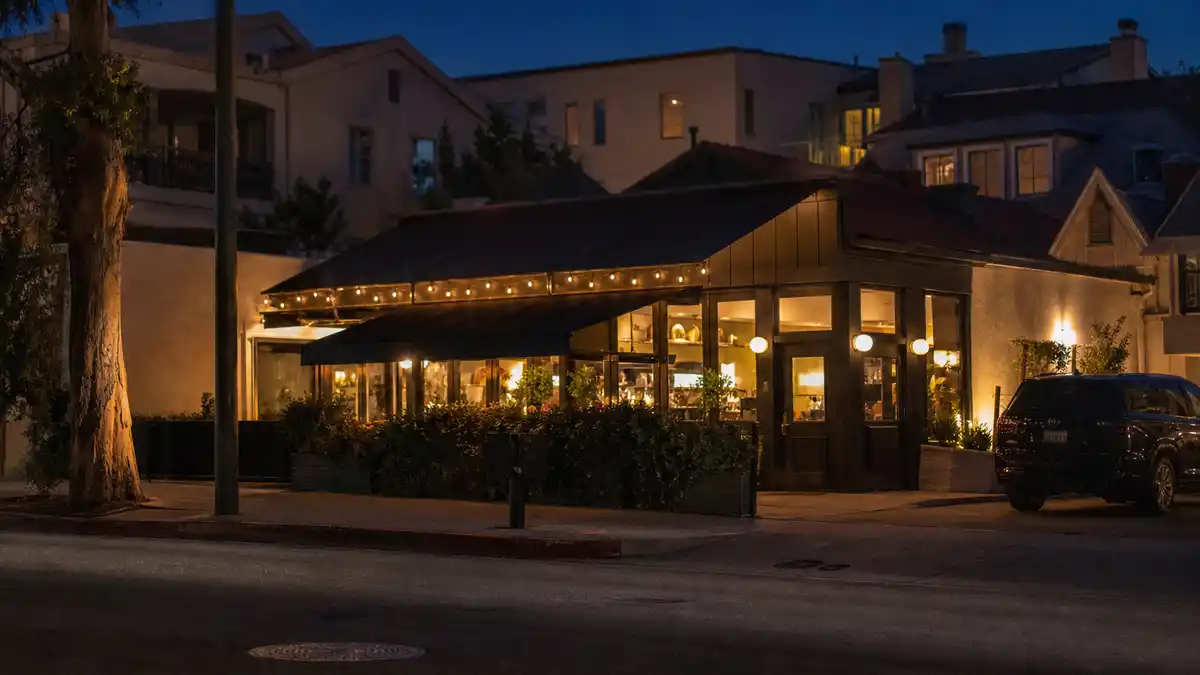 A Los Angeles restaurant exterior illustrates the Britney Spears restaurant report handled with careful attribution.