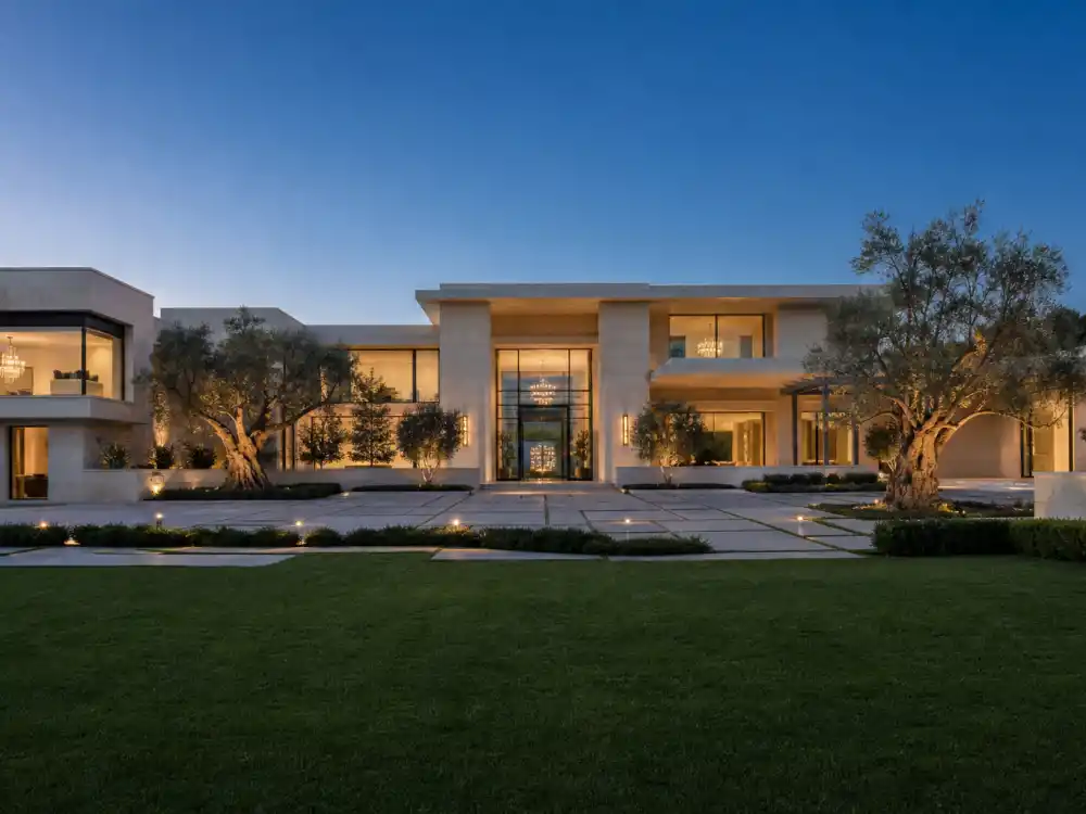 Modern minimalist mansion in the style favored by celebrities who live in Hidden Hills