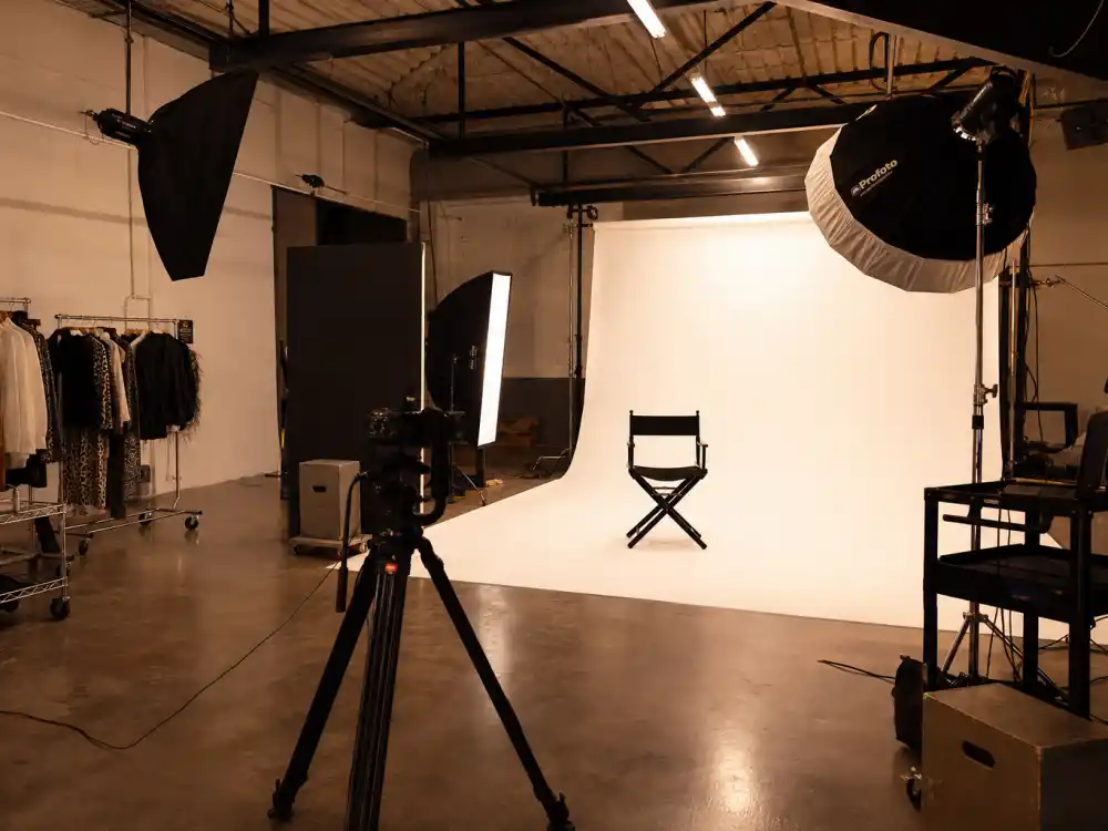 Professional modeling photoshoot studio similar to sets where Kendall Jenner and Jacob Elordi work