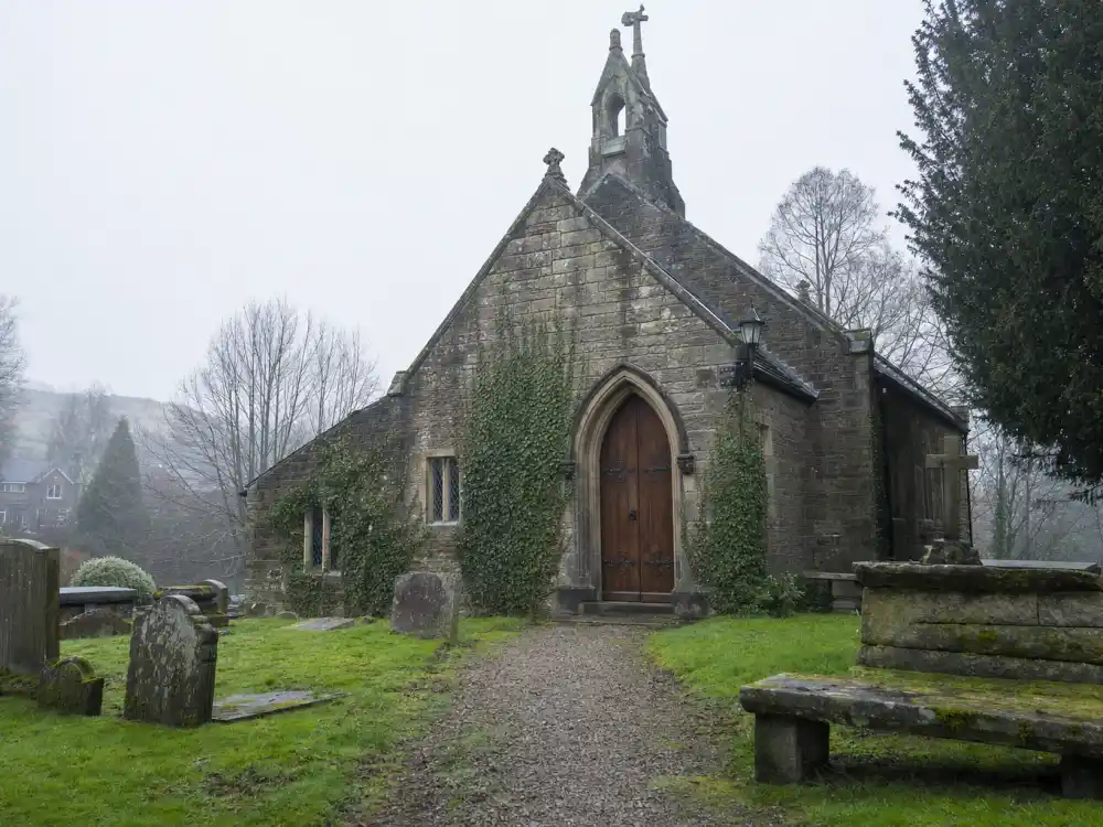 Stone parish church in northern England similar to St Bartholomew's Bolton where the Tess Daly Vernon Kay 2003 wedding ceremony took place