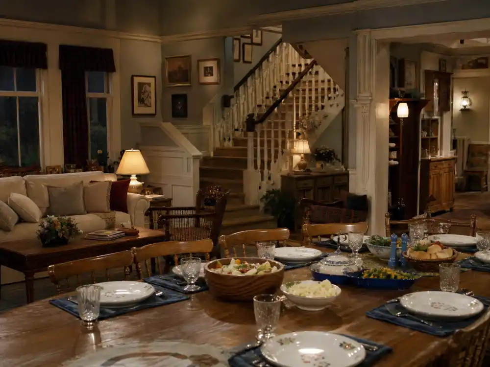 Cozy Camden family living room interior evoking the 7th Heaven cast where are they now Sunday-dinner home