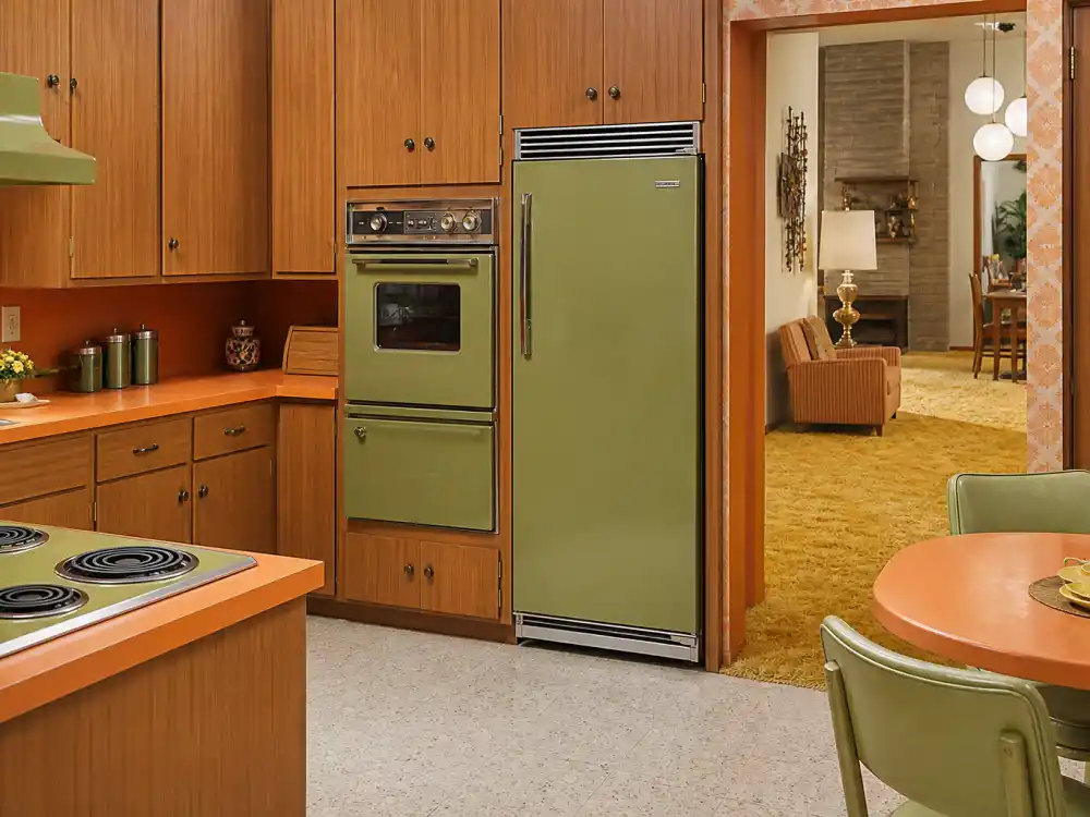 A retro 1970s orange kitchen for Christine Taylor Brady Bunch Movie Marcia Brady fame