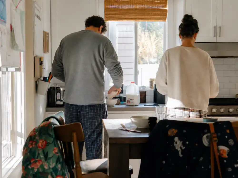 A sunlit family kitchen morning showing how Freddie Prinze Jr stepped back from fame to raise kids with Sarah Michelle Gellar