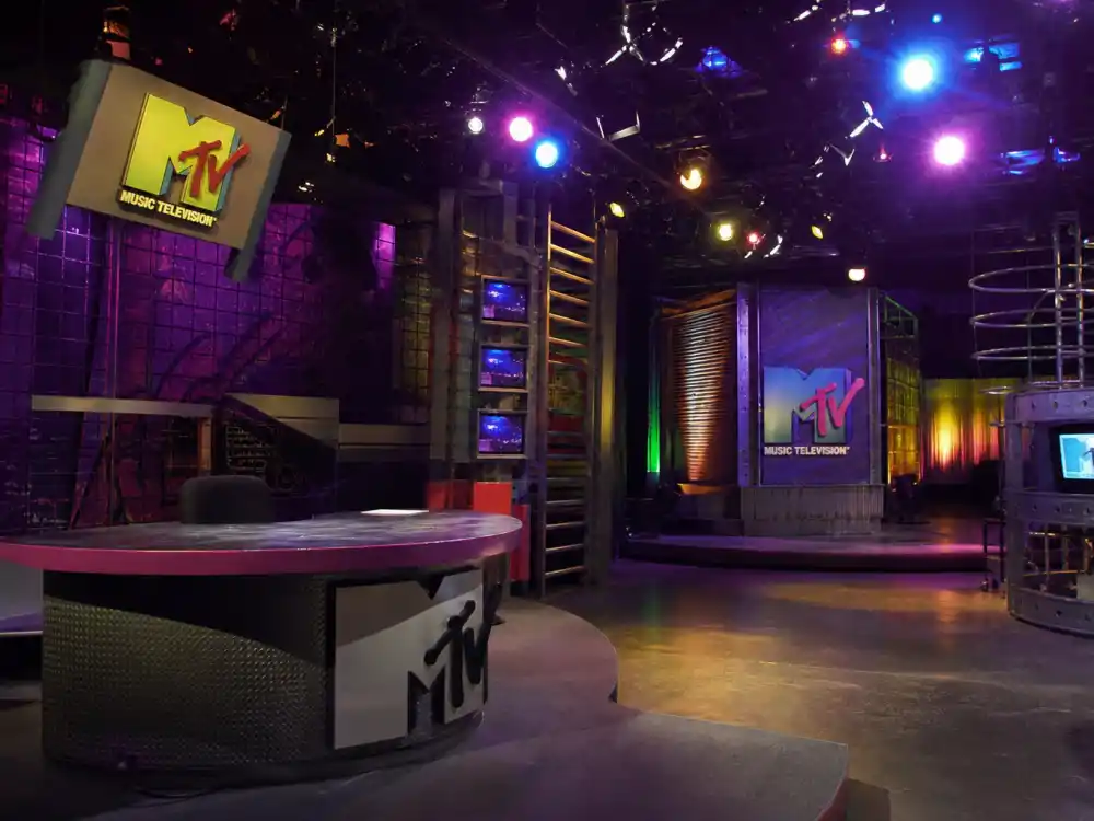 MTV studio for where is Hilarie Burton now as Total Request Live VJ before acting breakthrough