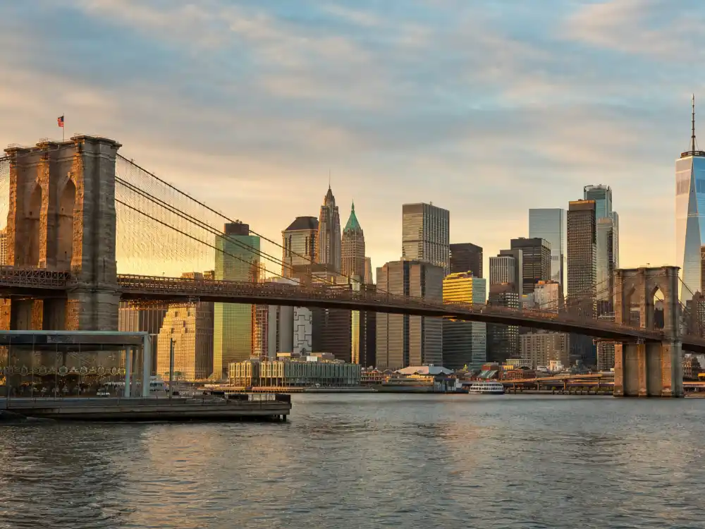 Brooklyn New York skyline evoking how old is Anne Hathaway birthplace — the borough where Anne Jacqueline Hathaway was born on November 12, 1982