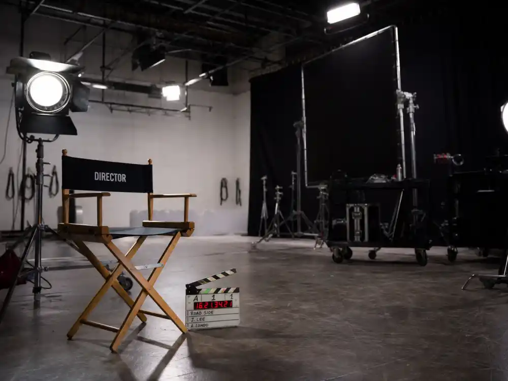 Film studio set reflecting how old is Brad Pitt career arc from 1990s breakout stardom to Oscar-winning blockbuster dominance