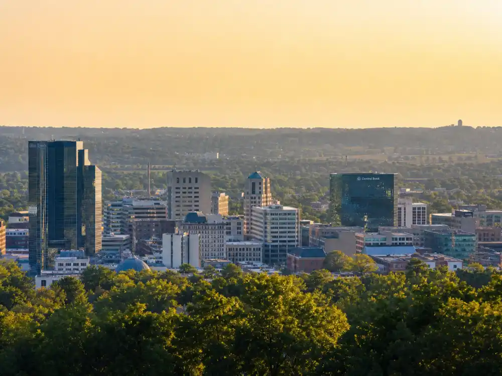 Lexington Kentucky bluegrass skyline evoking how old is George Clooney birthplace — the city where George Timothy Clooney was born on May 6, 1961