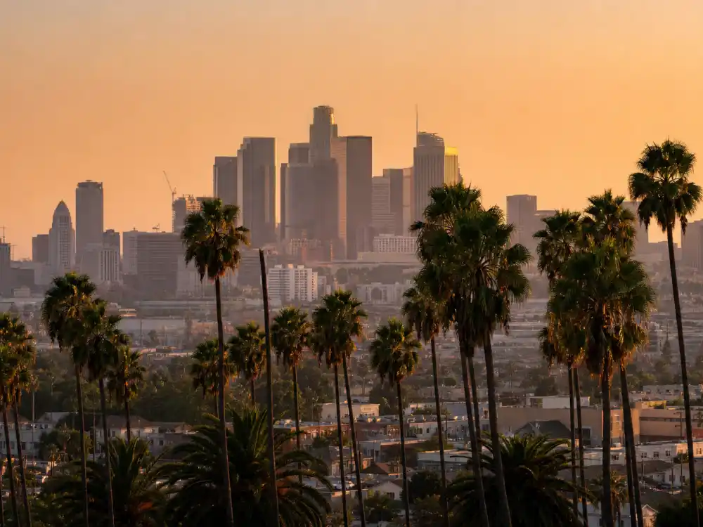 Los Angeles skyline evoking how old is Khloe Kardashian birthplace — the city where Khloé Alexandra Kardashian was born on June 27, 1984