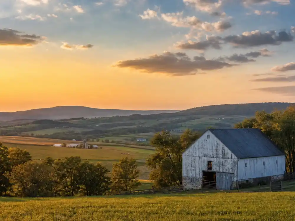 Pennsylvania countryside landscape near West Reading where Taylor Swift was born on December 13, 1989