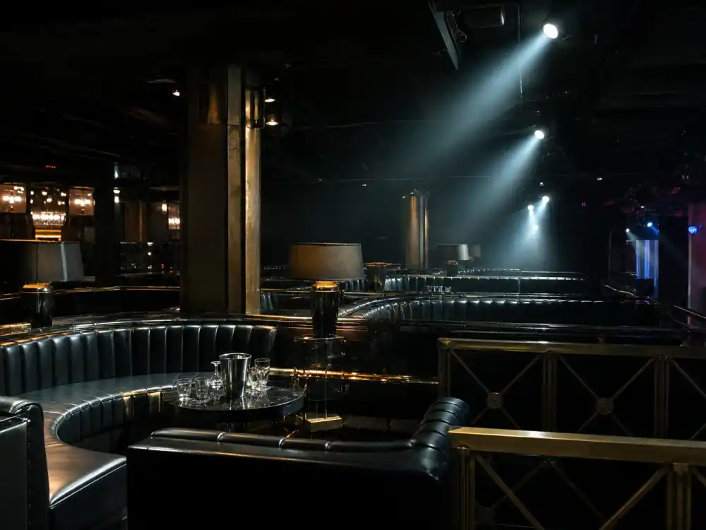 Empty nightclub VIP lights symbolizing what happened to Ja Rule during the 50 Cent and G-Unit feud era
