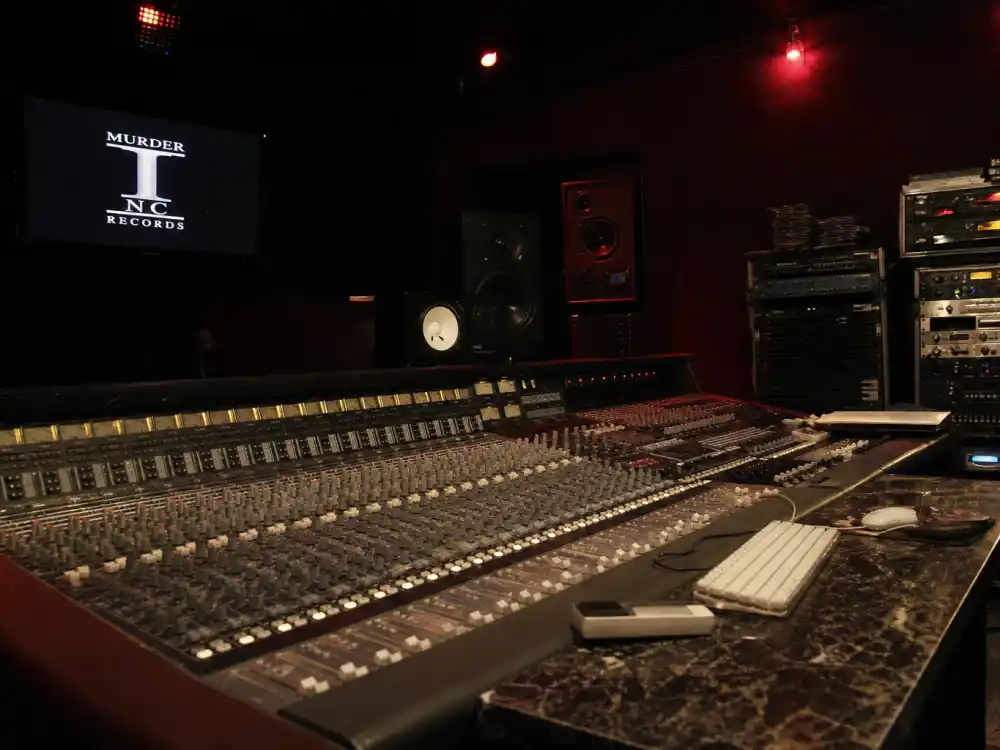 Dim Murder Inc era recording studio for what happened to Ja Rule at early 2000s chart peak
