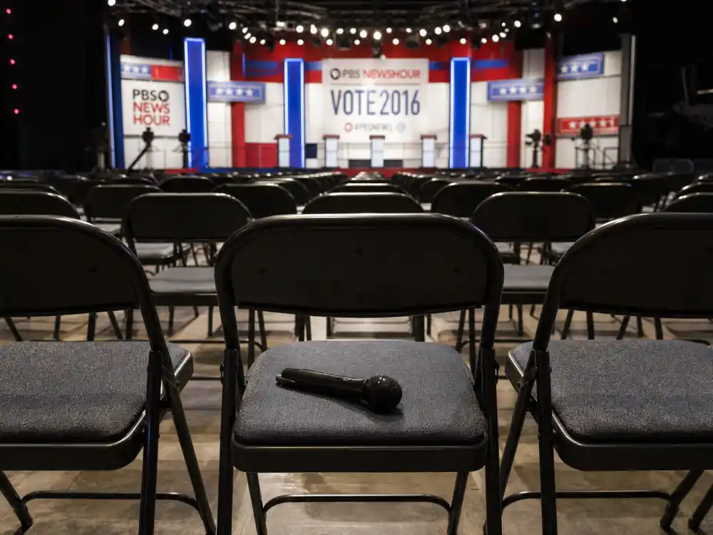 2016 presidential town hall debate audience seats for what happened to Ken Bone debate night