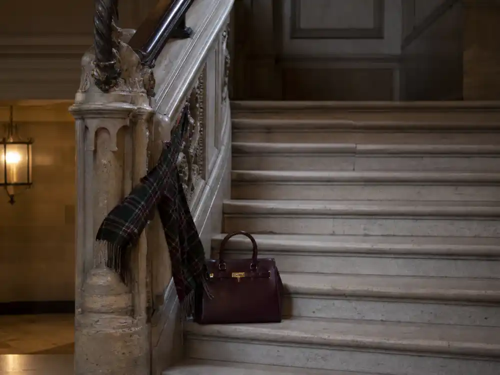 Prep school staircase fashion for where is Leighton Meester now as Blair Waldorf on Gossip Girl