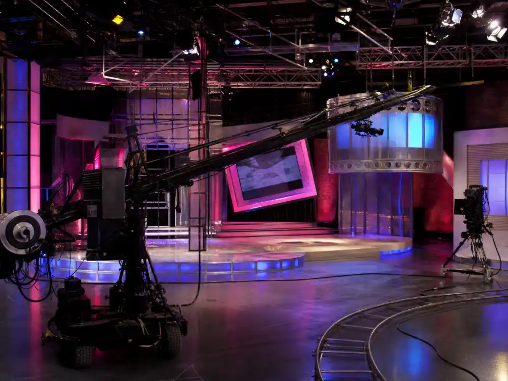 Early 2000s music TV studio for what happened to Michelle Branch during All You Wanted pop-rock radio dominance
