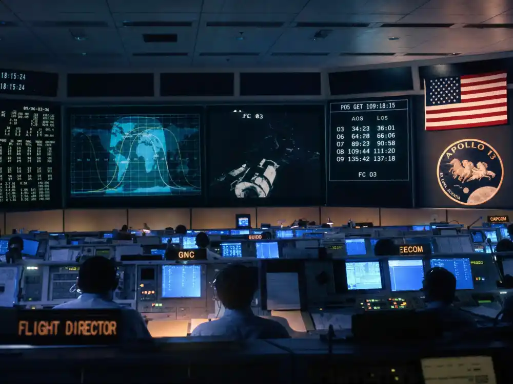 NASA mission control room for Miko Hughes Apollo 13 Jeffrey Lovell child actor blockbuster era