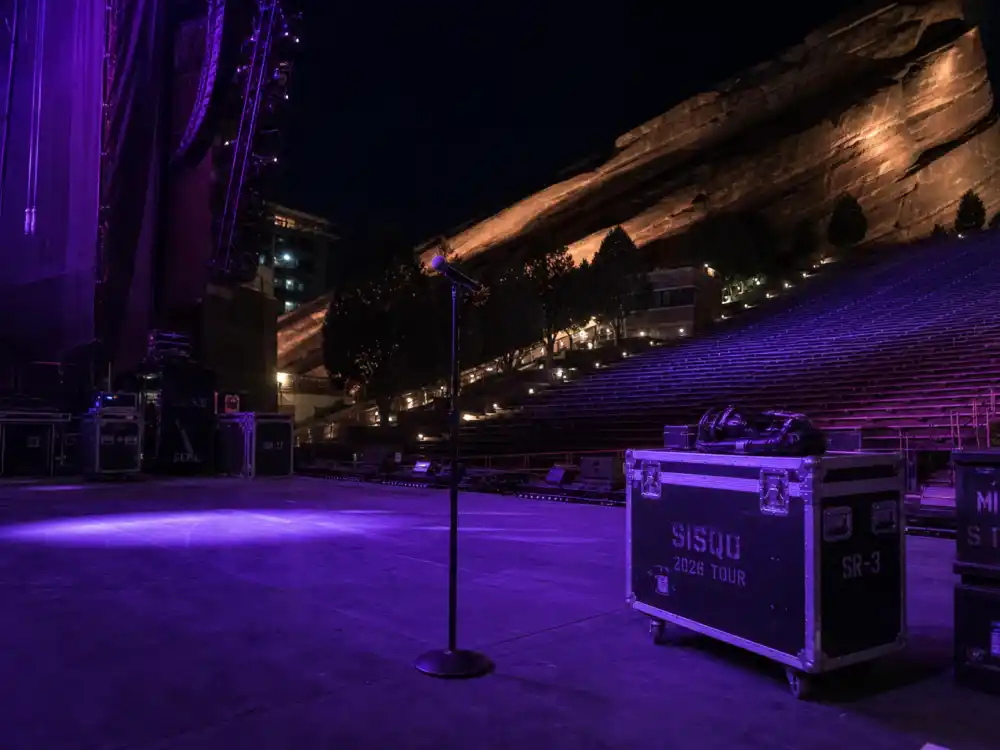 Empty amphitheater stage for what happened to Sisqo on nostalgia tours and Dru Hill reunion shows