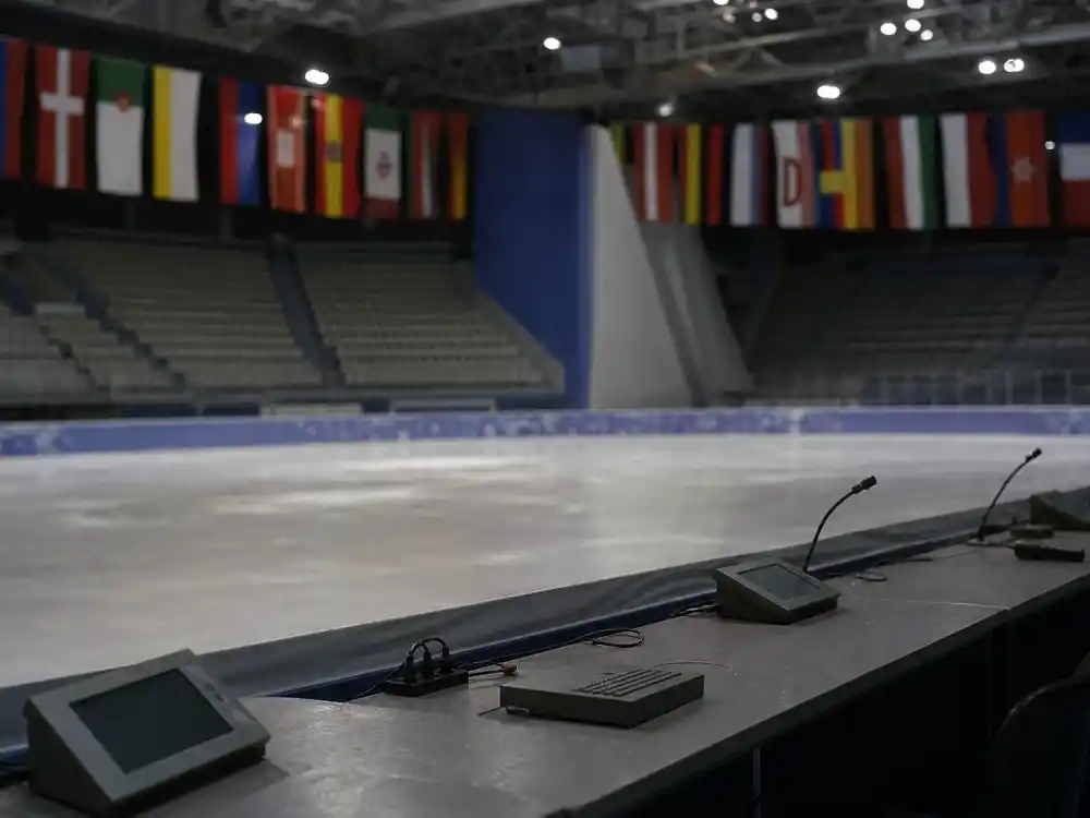 Empty 1994 Olympic figure skating venue for where is Tonya Harding now Lillehammer era