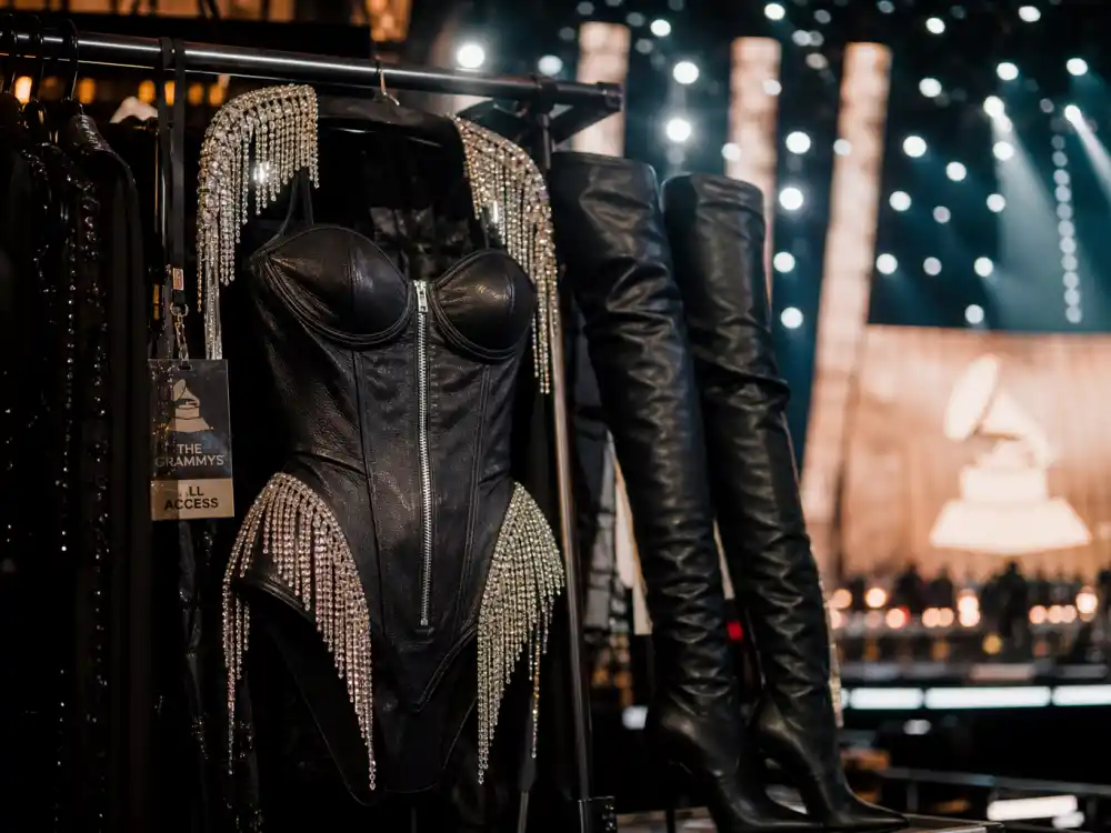 Stage performance leather and crystal outfit central to what did Beyonce wear to Grammy Awards live show history