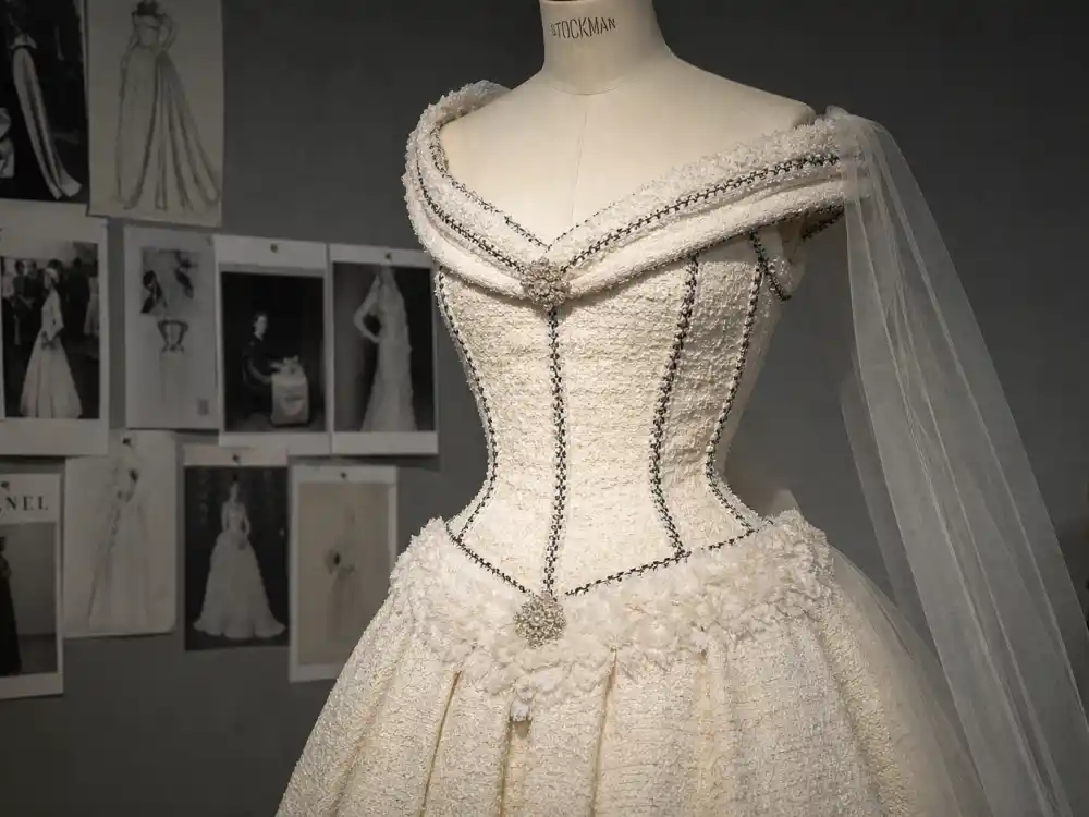 Vintage Chanel haute couture tweed bridal gown central to what did Dua Lipa wear to Met Gala 2023 co-chair night