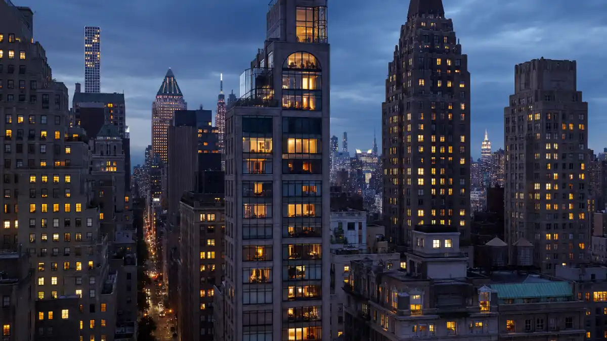 What happened to Ed Westwick — Manhattan Upper East Side skyline evoking Gossip Girl Chuck Bass era