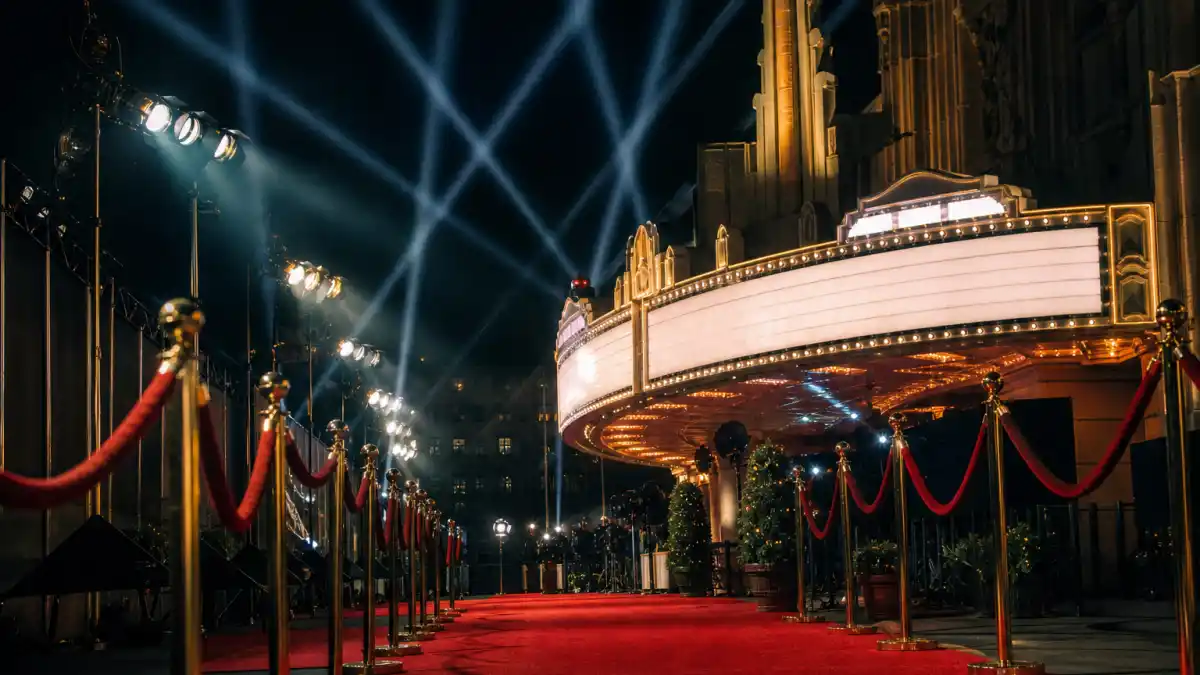 What happened to Hayden Christensen — searchlights sweeping over a movie premiere red carpet at night