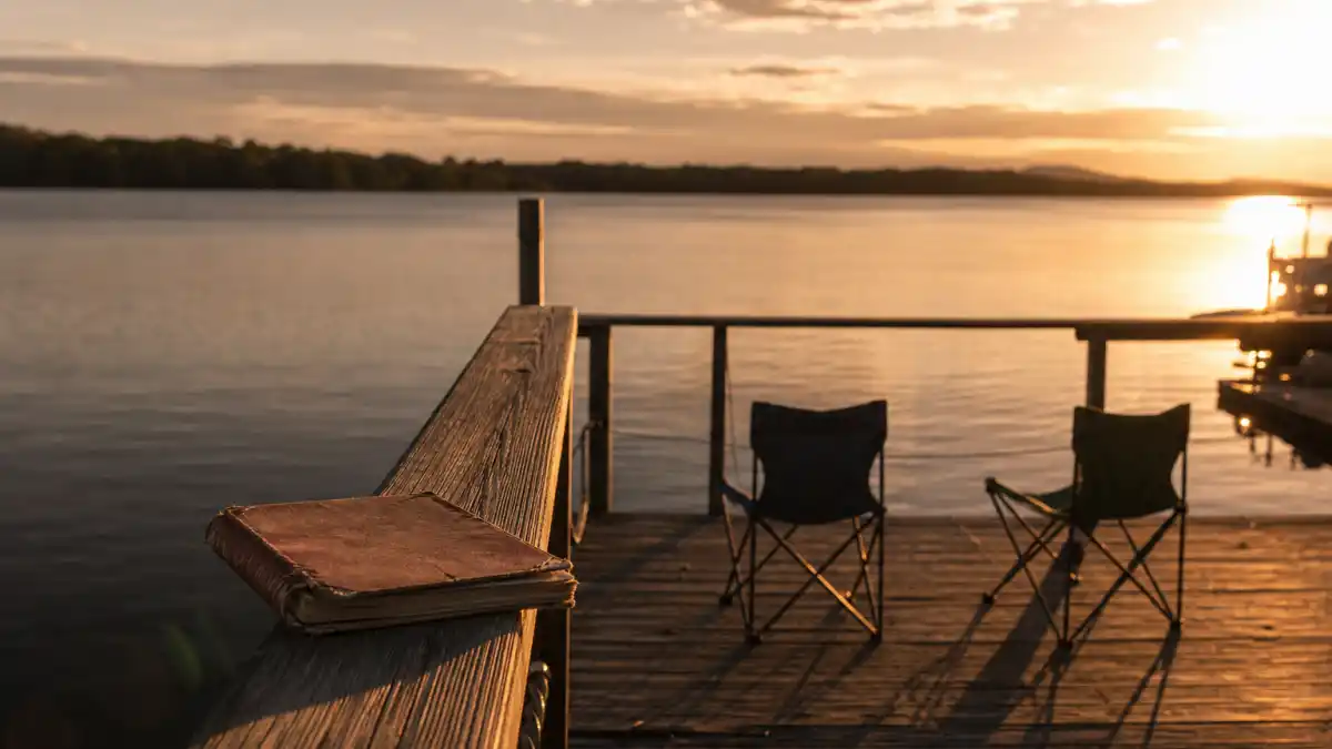 Where is Shane West now — lake dock at sunset evoking A Walk to Remember Landon Carter era