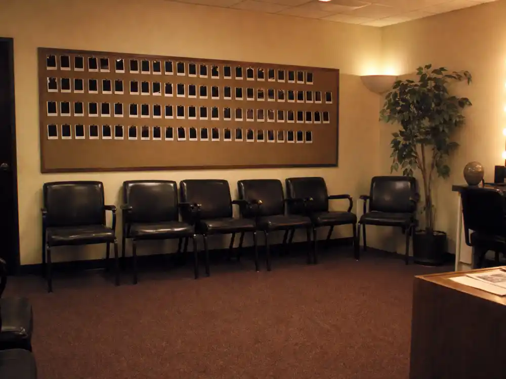 1990s Hollywood child casting waiting room for Zachery Ty Bryan early career before Home Improvement